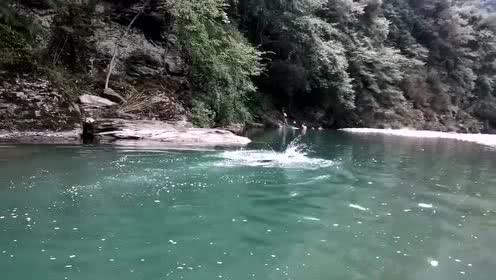 四川峨眉山最高峰万佛顶重启，万佛顶的风景有多美？游戏画面